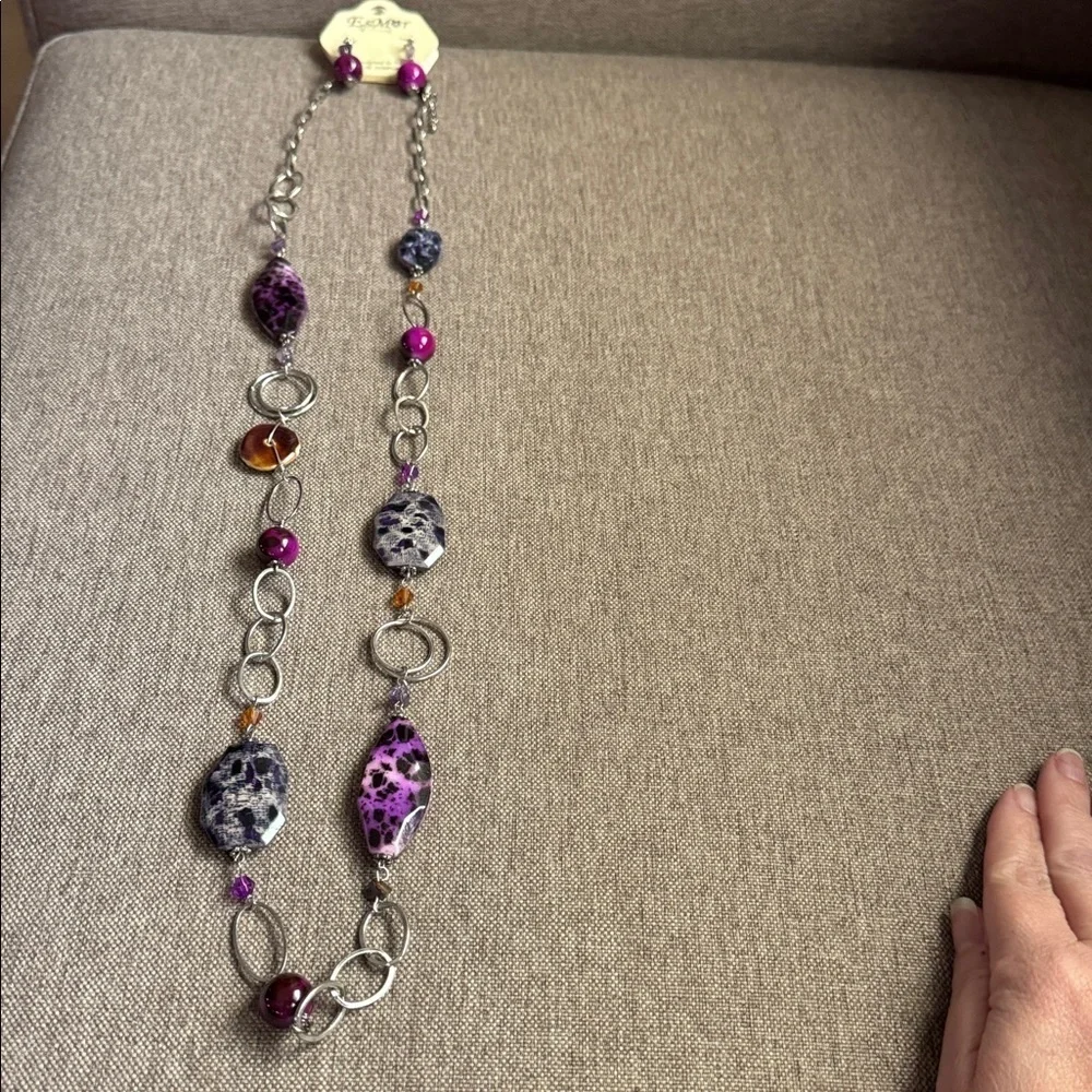 Esmar Purple and Silver Leopard Necklace Set